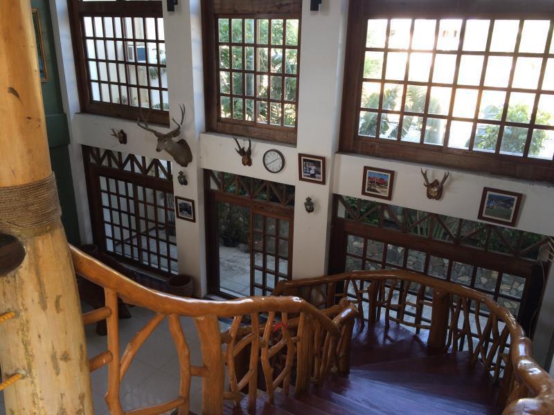 פוארטו גאלרה White Beach Resort Bar & Restaurant מראה חיצוני תמונה
