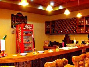 פוארטו גאלרה White Beach Resort Bar & Restaurant מראה חיצוני תמונה